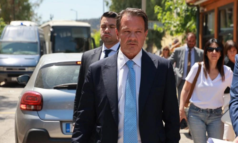 Λύτρας: «Το χτύπημα στο πρόσωπο της συζύγου μου έγινε ενστικτωδώς και παρορμητικά»